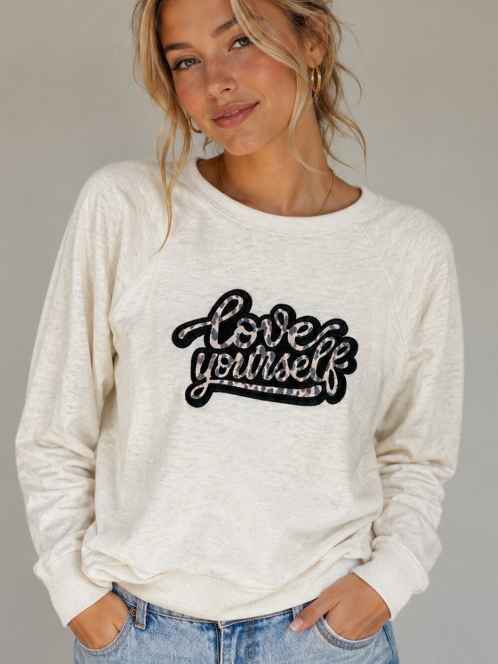 VENUS Cream 'Love Yourself' Embroidered Pullover Oatmeal L NWOT